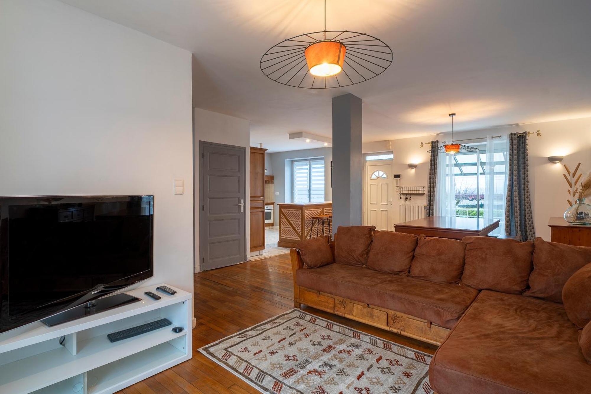 Gaillarde - Maison Pour 8 Avec Grand Jardin Brive-la-Gaillarde
